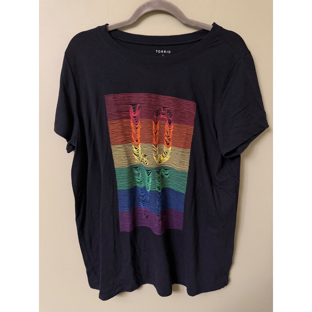 Torrid Womens Plus Size 1 Black Rainbow Love Graphic Classic Fit T-Shirt Tee